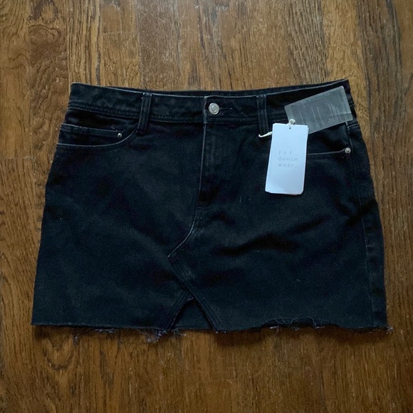 ZARA black denim jean skirt size L - Picture 1 of 3